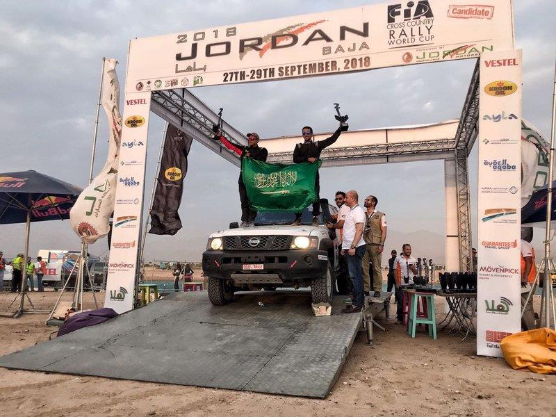 سعودي من ذوي الاحتياجات يحقق المركز الأول في سباق سيارات بالأردن
