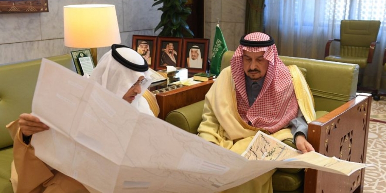 سمو أمير الرياض يستقبل مدير عام فرع وزارة النقل بالمنطقة