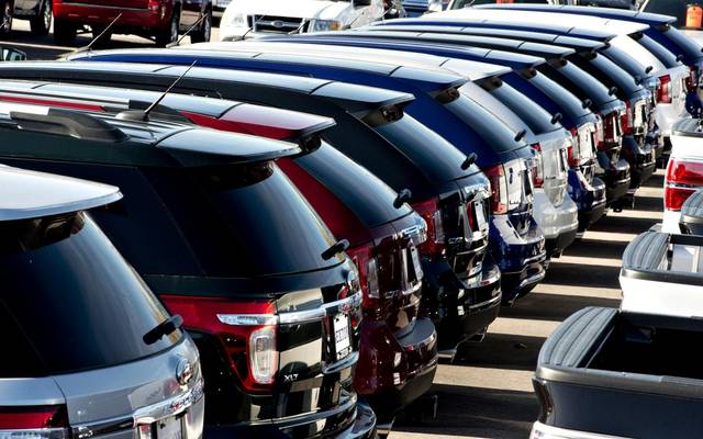 شركات السيارات الأمريكية الأكثر تضررا وفورد تتوقع خسائر 2 مليار دولار