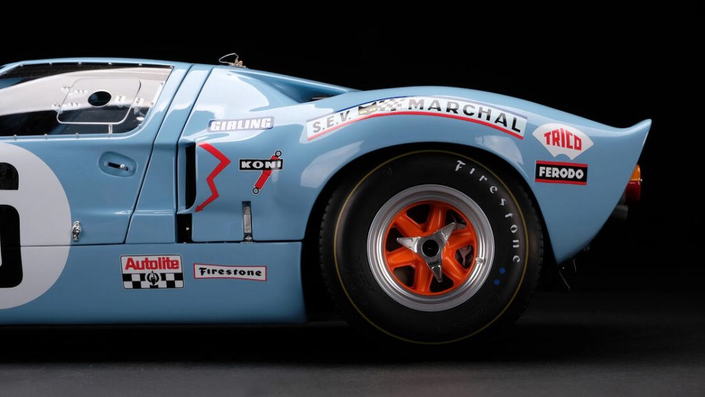 شركة انجليزيه تعيد بناء فورد GT40  الستينات بتكلفة 12 ألف يورو