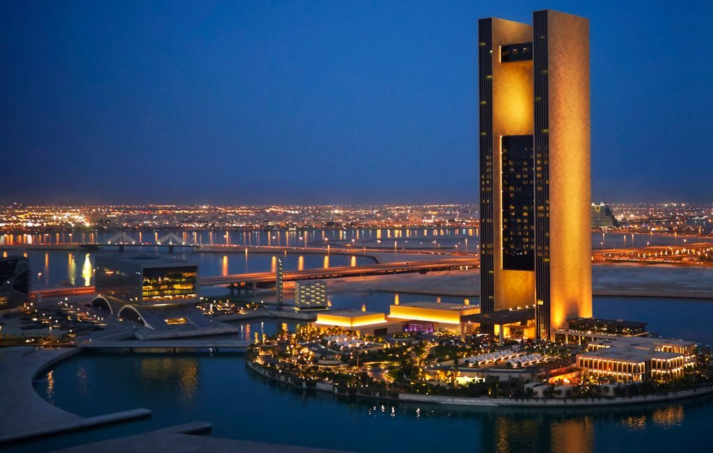 فندق فورسيزونز خليج البحرين يشارك عشاق الفورمولا 1 عروضه الخاصة