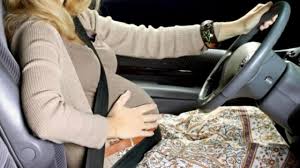 فورد تقدم نصائح لتأمين المرأة الحامل عند قيادة السيارة