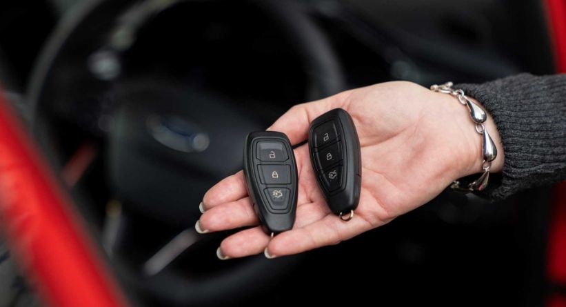 فورد تكشف عن تقنية تقي من سرقة السيارات التي تعمل بدون مفاتيح في أوروبا