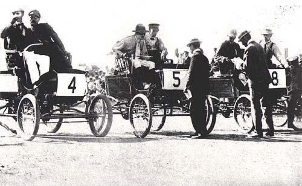 قصة تاريخ أول سباق سيارات حدث قبل أكثر من 120 عام