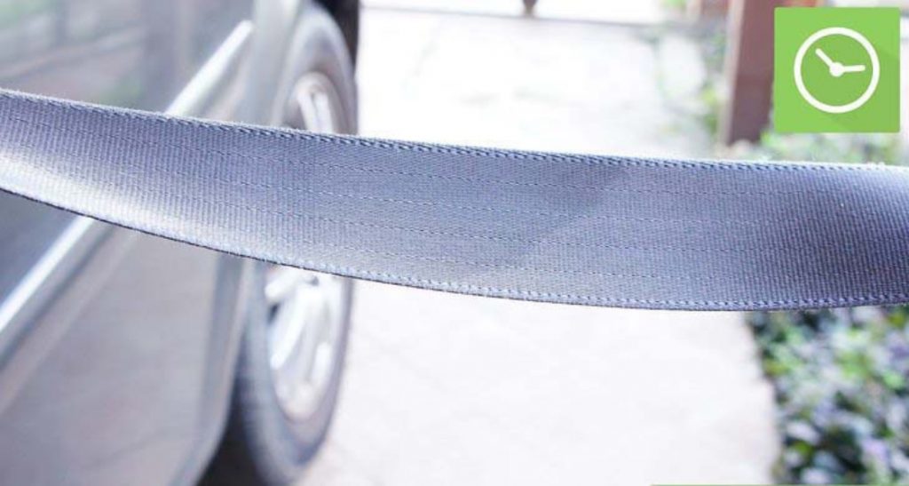 كيفية تنظيف حزام الأمان في مقاعد السيارة بالطريقة الصحيحة
