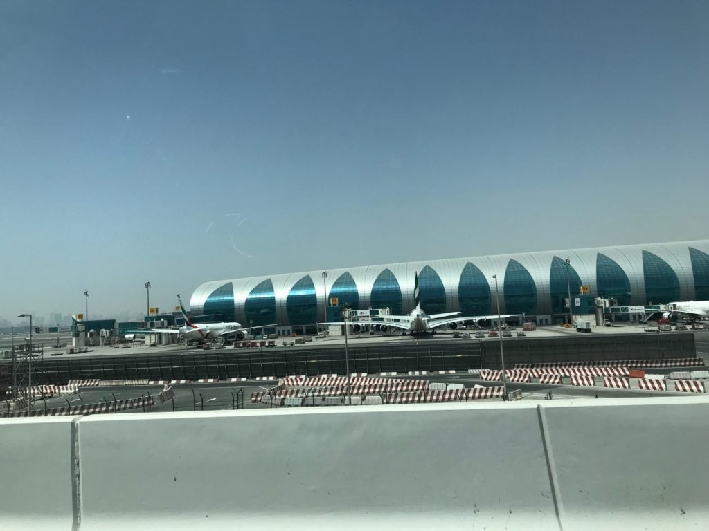 لعدة مرات دوليا مطار دبي في صدارة أكبر مطارات العالم بأعداد المسافرين