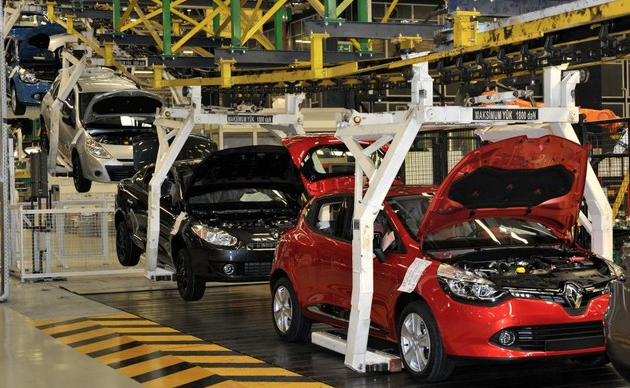 هبوط إنتاج السيارات التركية 27 في المائة مع تراجع الصادرات