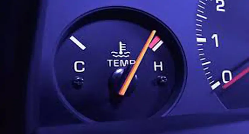 هذه هي أسباب ارتفاع حرارة السيارة وزيادة استهلاك الوقود ونقص الزيت