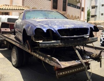 بلدية العزيزية الفرعية ترفع 35 سيارة تالفة بالعاصمة المقدسة
