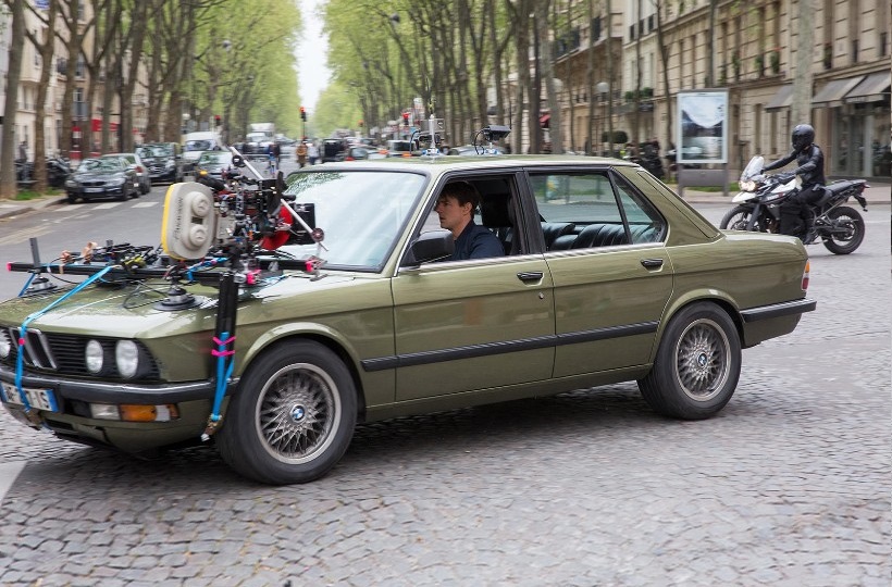 ظهور خاص لـ BMW E28 في أحدث أفلام توم كروز
