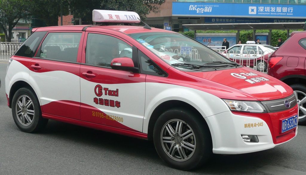 BYD E6 الكهربائية كسيارة للتأجير بالصين 