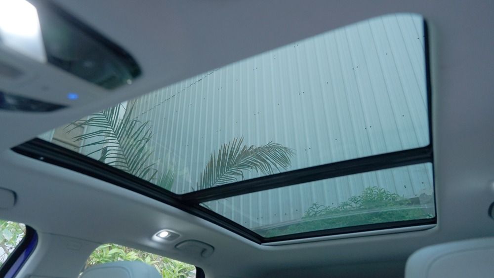 فتحة سقف بانورامية بالسيارة بيستون 