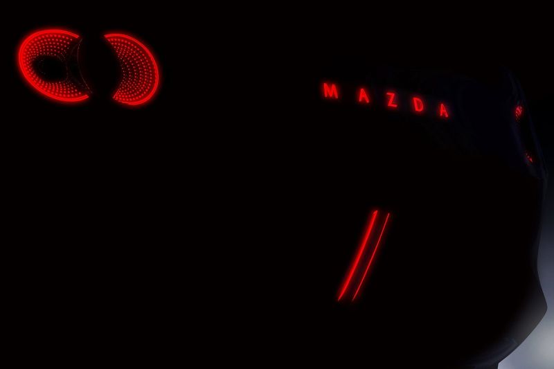 سيارة مازدا MX-5 مياتا الكهربائية
