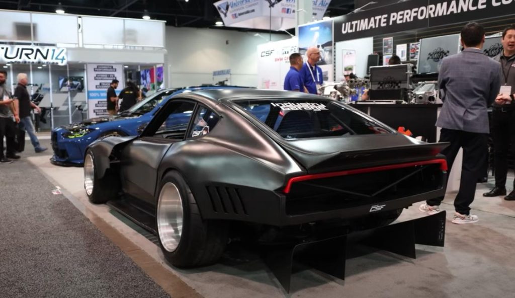 داتسون 240Z أخر ابداعات مصمم سيارة باتمان لعام 2022