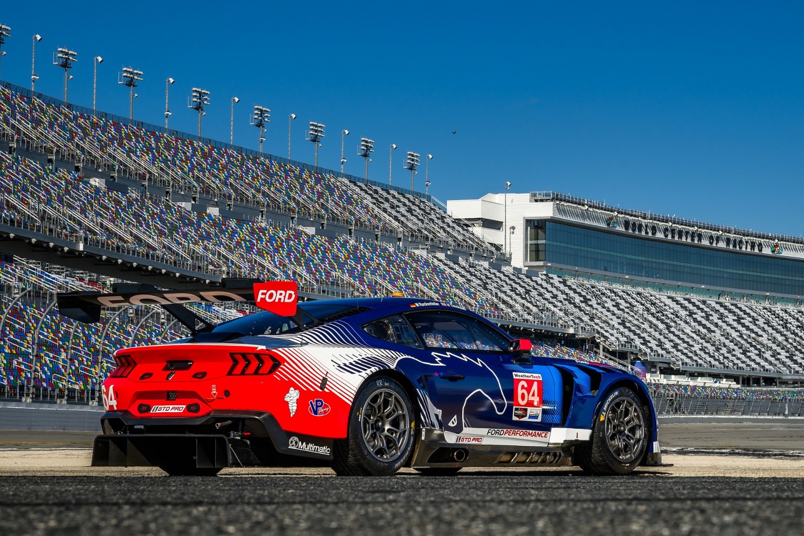 سيارة السباقات الرياضية فورد موستانج GT3 الجديدة