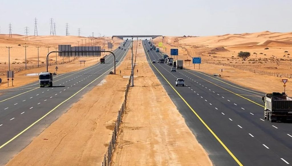 رسميًا إنخفاض السرعة من 120 إلى 90 كم/س على طريق الملك فهد ( المطار )