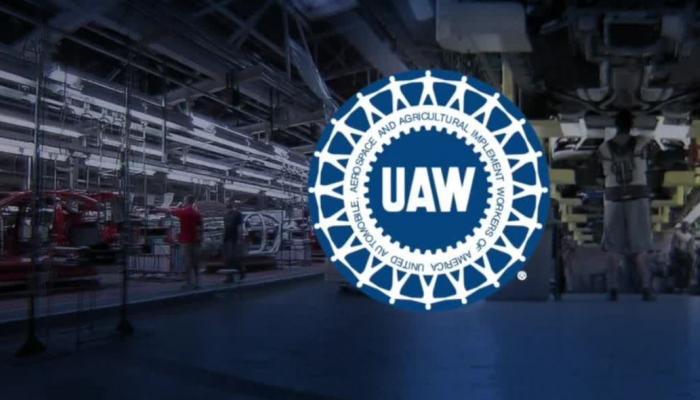 التنظيم النقابي UAW الند الكبير لصناعة السيارات في امريكا 