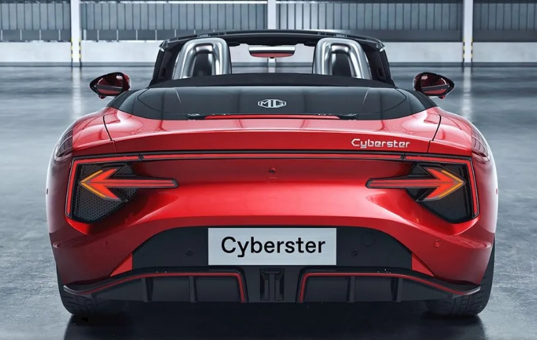 ام جي سايبرستر 2024 MG Cyberster: دليل شامل يعرض مميزات ومواصفات السيارة الكهربائية الرياضية
