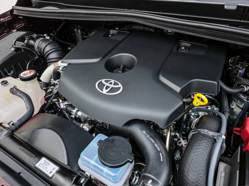 أسعار ومواصفات تويوتا إنوفا 2024 Toyota Innova: دليل شامل